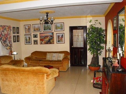 'Sala1' Casas particulares are an alternative to hotels in Cuba. Check our website cubaparticular.com often for new casas.